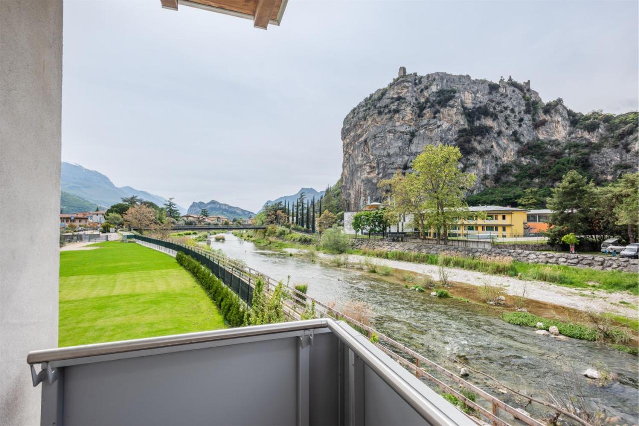 Casa Flavia, Mountains & River 阿科 外观 照片