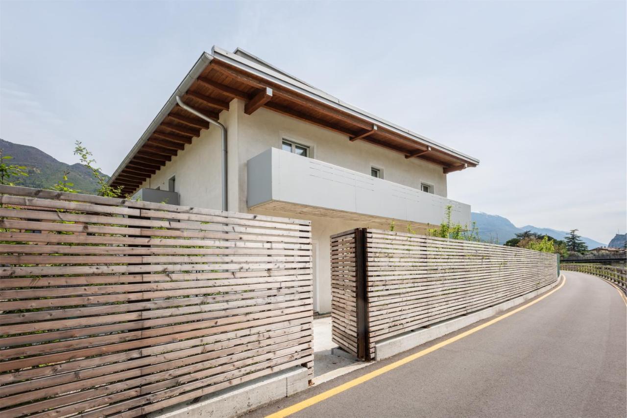 Casa Flavia, Mountains & River 阿科 外观 照片