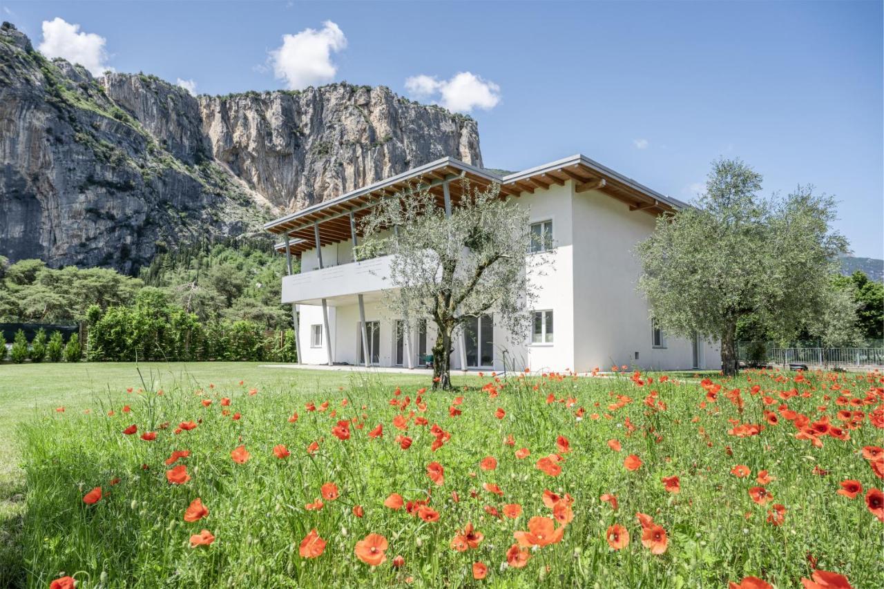 Casa Flavia, Mountains & River 阿科 外观 照片