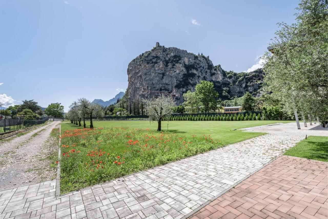 Casa Flavia, Mountains & River 阿科 外观 照片